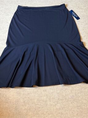 Women's CHAPS Black Flared Hem Skirt - Size L NWT